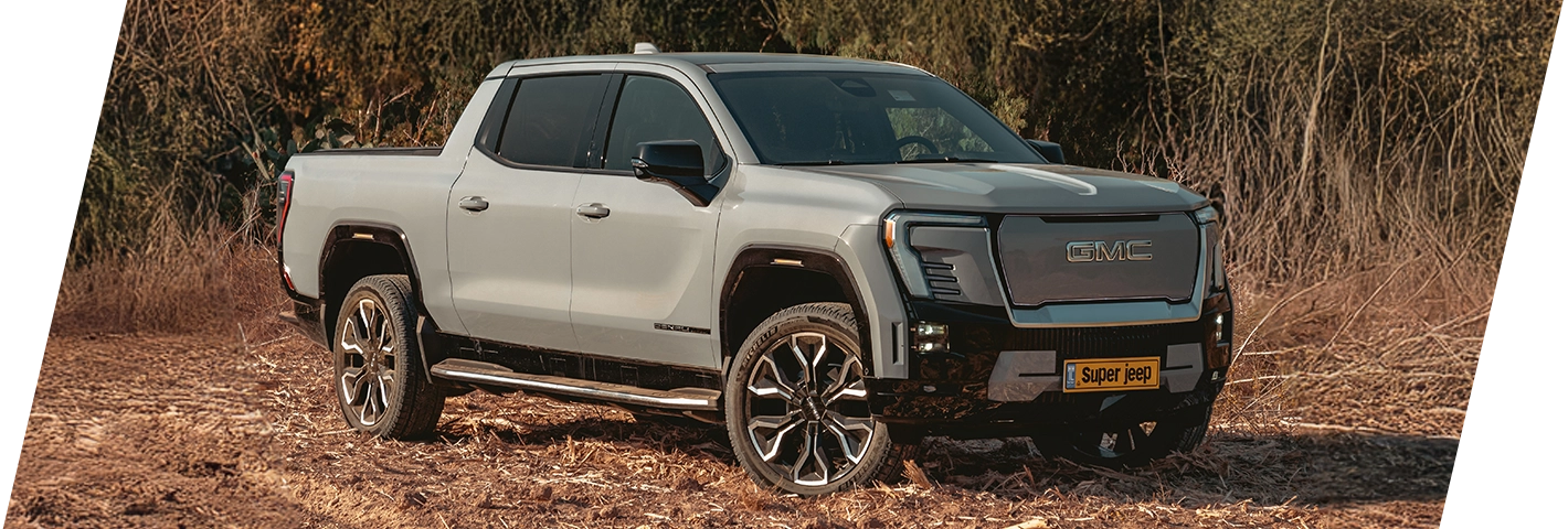 GMC Sierra Denali EV - מבט צד אלכסוני
