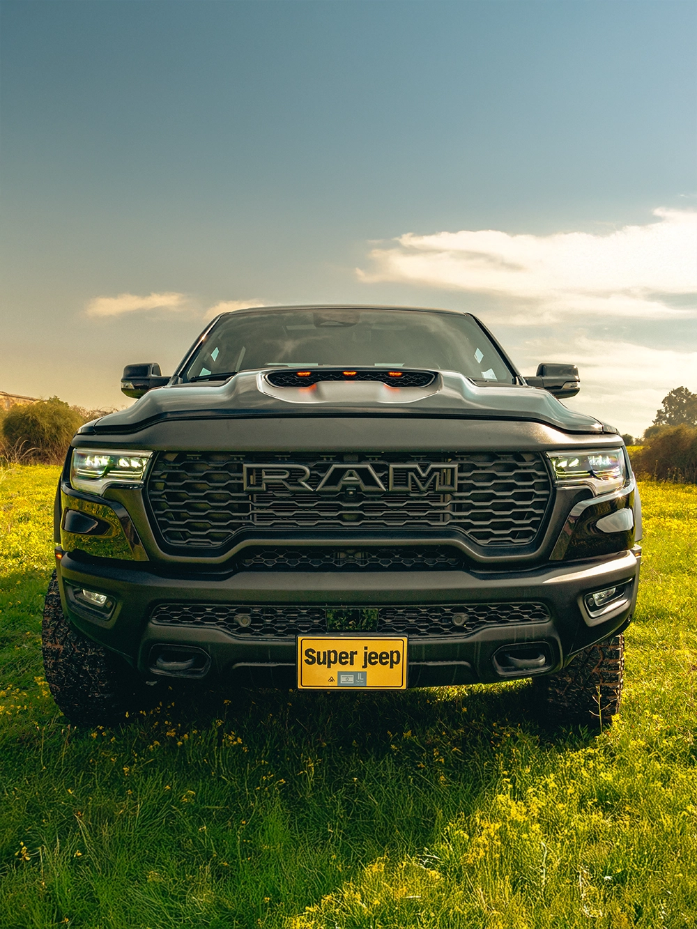 RAM 1500 RHO - מבט קדמי