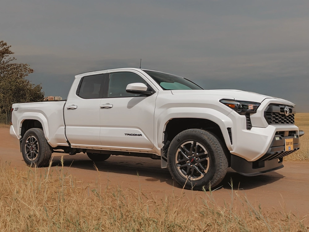 Toyota Tacoma TRD Sport - מבט קדמי אלכסוני - מובייל