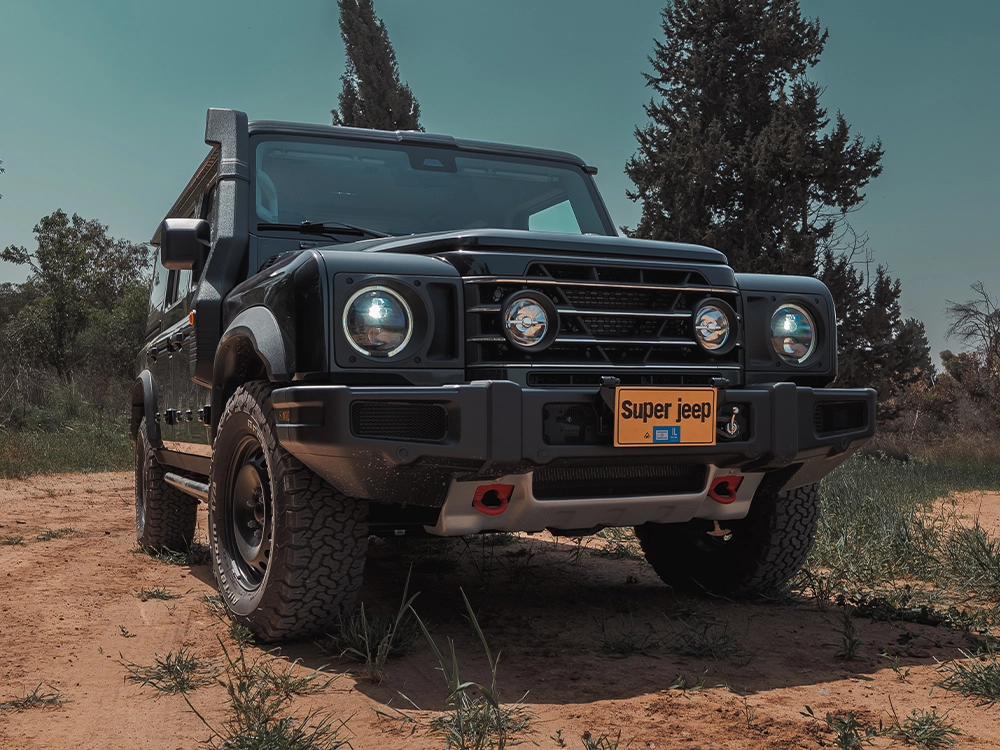 Ineos Grenadier Trailmaster - מבט קדמי