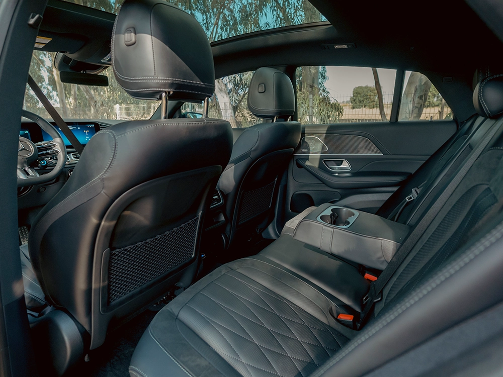 Mercedes-AMG GLE 53 Coupe - מושבים אחוריים