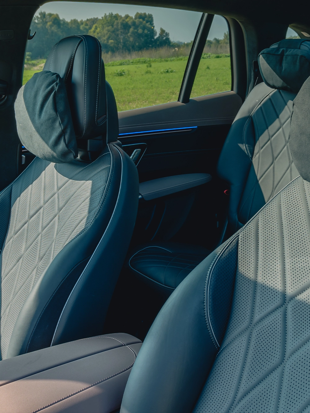 Mercedes-Benz EQS 580 4MATIC SUV - תקריב ריפוד ותפרים