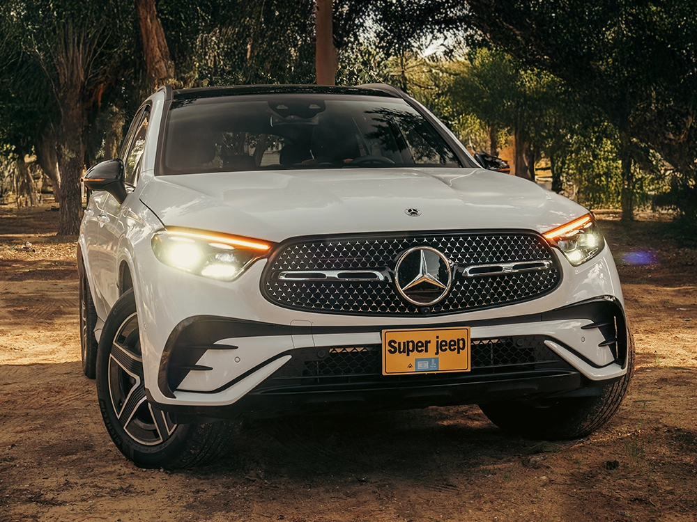 Mercedes-Benz GLC 300 - מבט קדמי