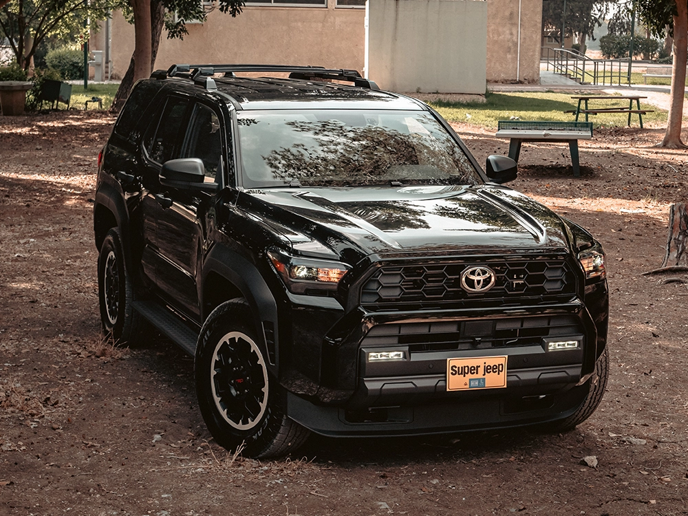 Toyota 4Runner TRD Off-Road - מבט קדמי