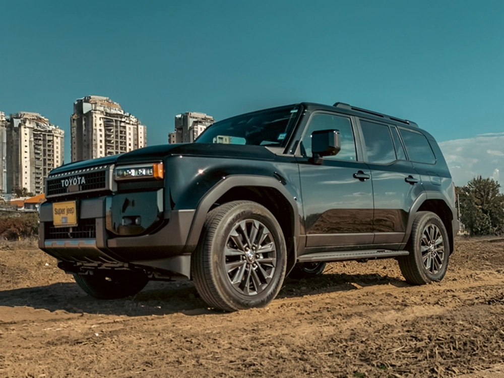 toyota-land-cruiser-250-hybrid-category-slider-mob