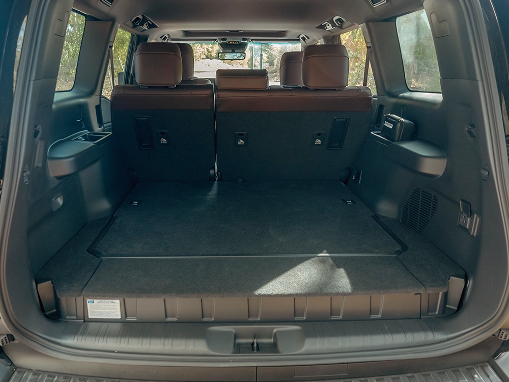 Toyota Land Cruiser 250 Hybrid - מבט כללי על פנים הרכב