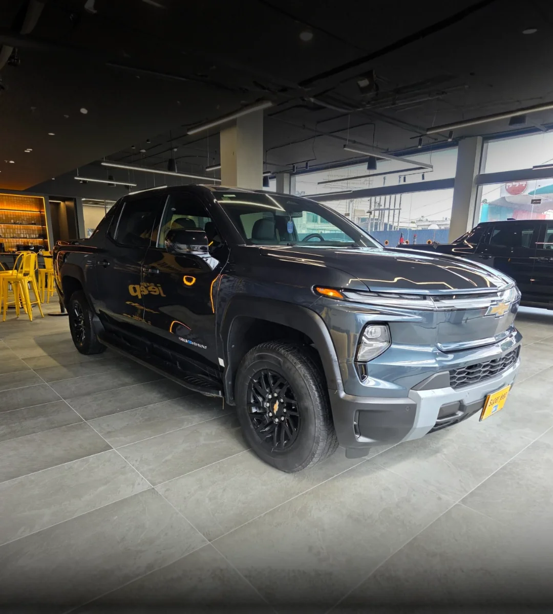 silverado-ev-lt-extended-range-2025-02